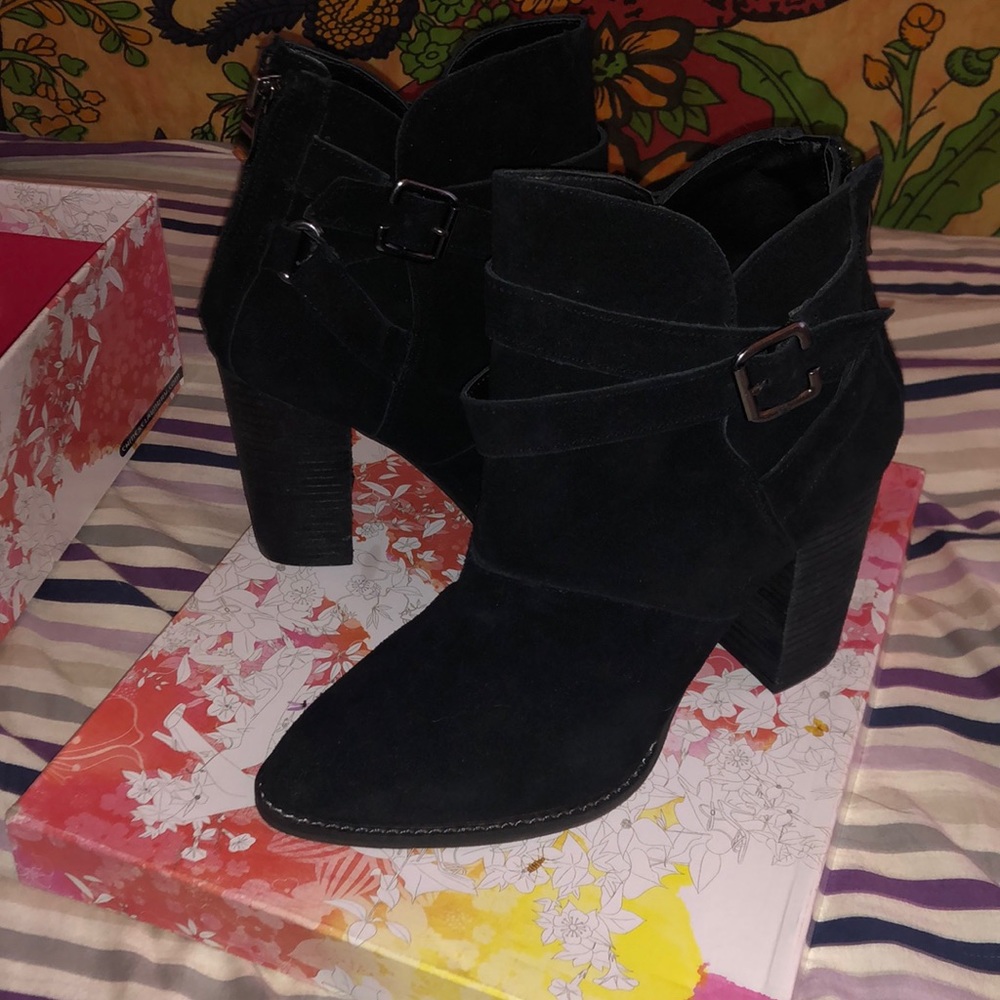 Chinese Laundry Suede Black Ankle Booties